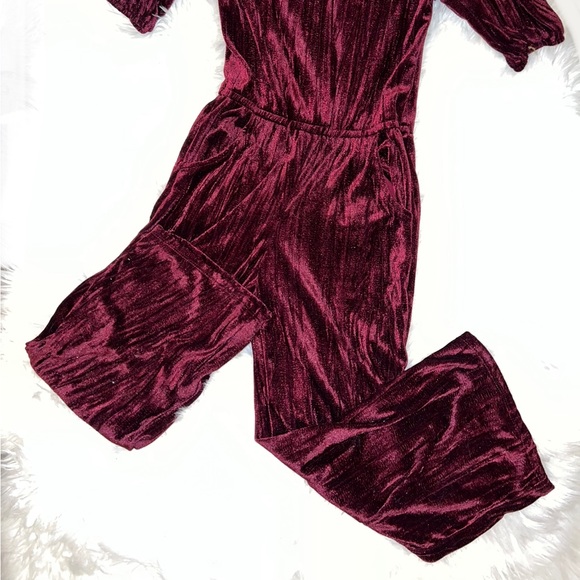 ✨❤️ZARA* Velvet Romper- button closure in back 7/8 ❤️✨ - Picture 3 of 3